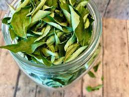 curry-dry-leaves